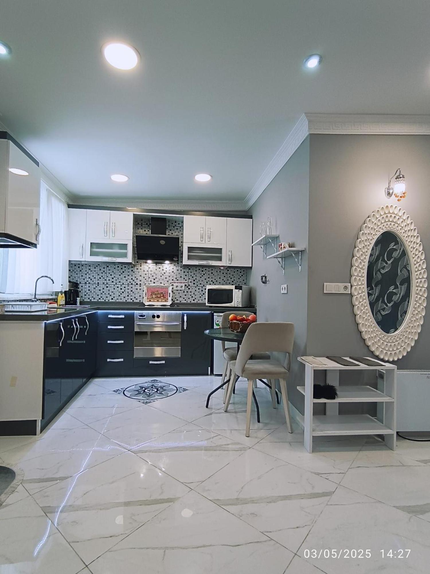 Little Palace Blue Apartment Κωνσταντινούπολη Εξωτερικό φωτογραφία